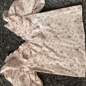 Elegant Floral Blouse in Soft Pink